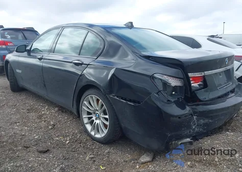 2013 BMW 750I z USA, uszkodzony, nr VIN WBAYA8C55DD227623